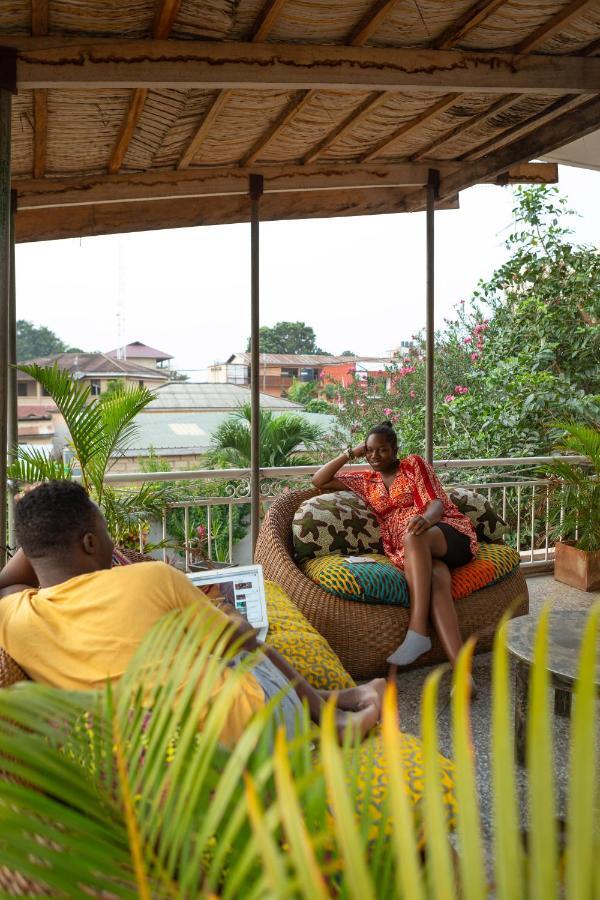 Agoo Hostel (Adults Only) Accra Esterno foto